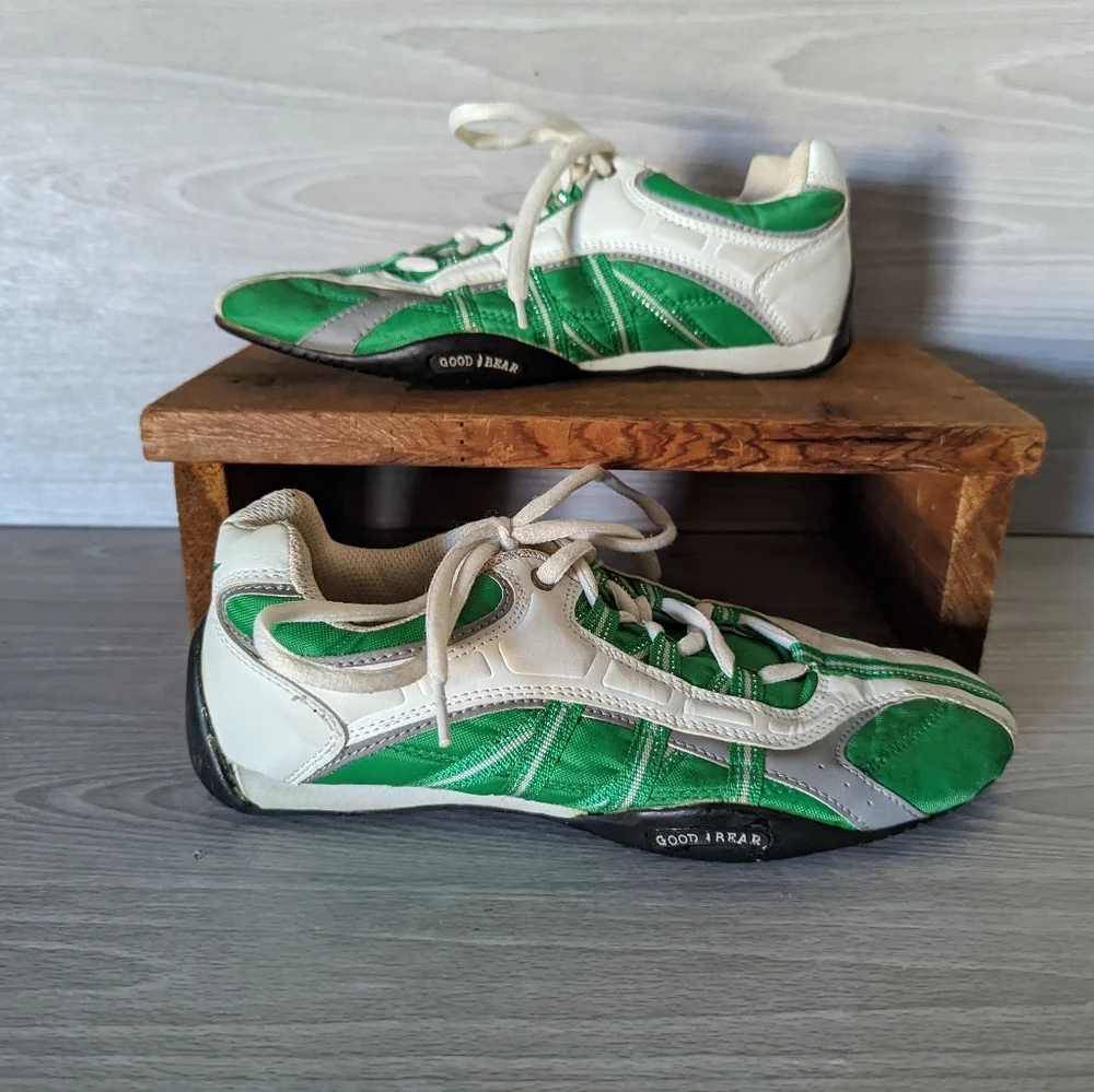 RCK Good Bear Green & White Athletic Shoes - Picture 4 of 16